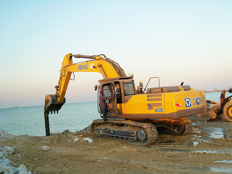 XCMG 30 Ton Excavator XE335C With PDF Cost